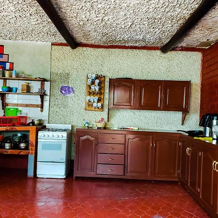 Auberge de jeunesse Huaraz Colonial Extérieur photo