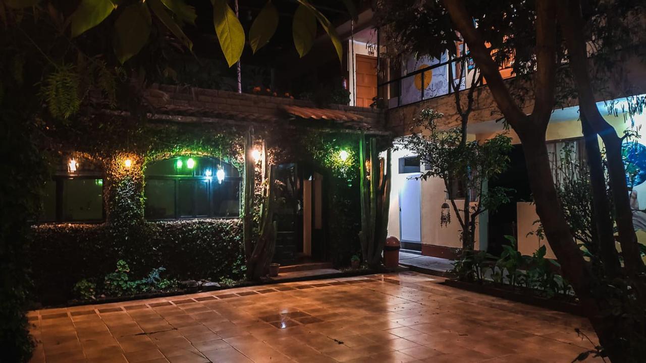 Auberge de jeunesse Huaraz Colonial Extérieur photo