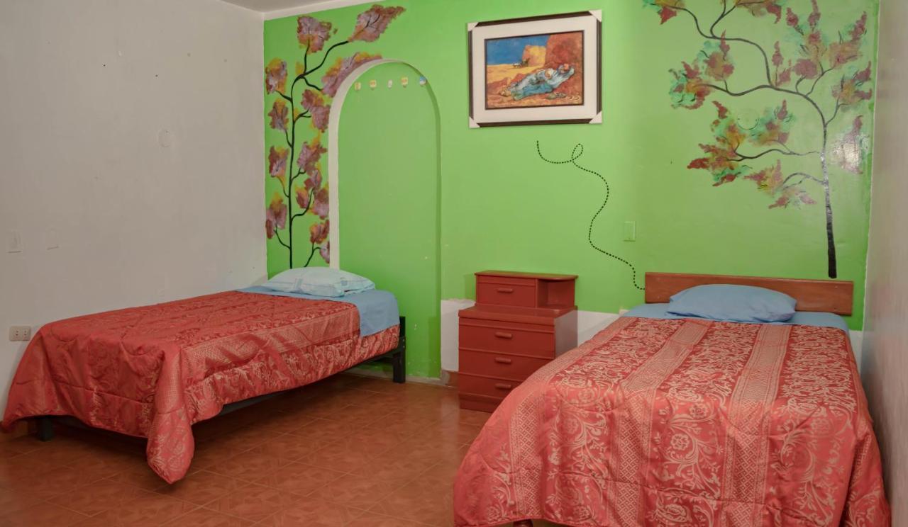 Auberge de jeunesse Huaraz Colonial Extérieur photo